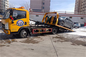 新洲区救援拖车费用怎么算